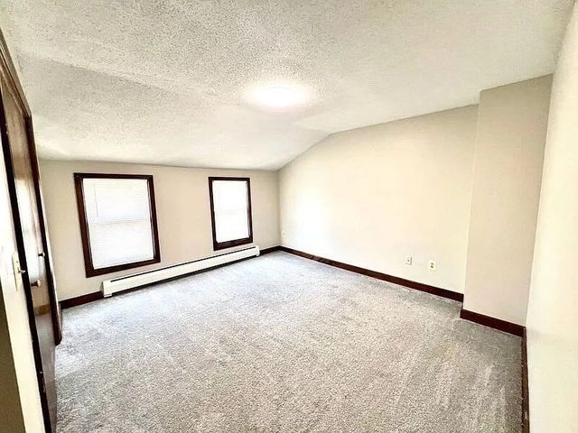890-892 Saint James Ave, Springfield, MA 01104