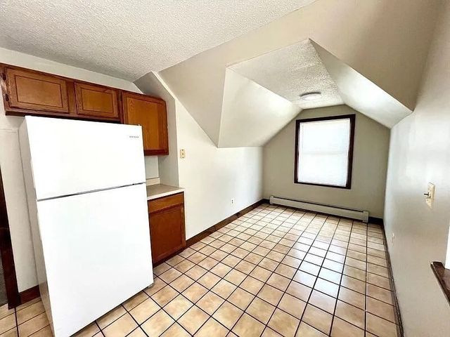 890-892 Saint James Ave, Springfield, MA 01104