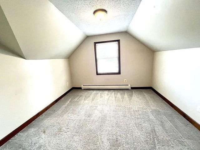 890-892 Saint James Ave, Springfield, MA 01104