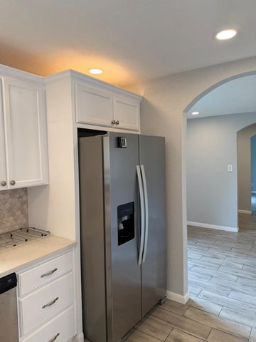 17078 Gleneagle Drive S, Conroe, TX 77385