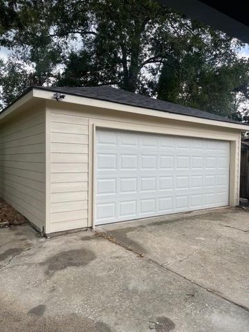 17078 Gleneagle Drive S, Conroe, TX 77385
