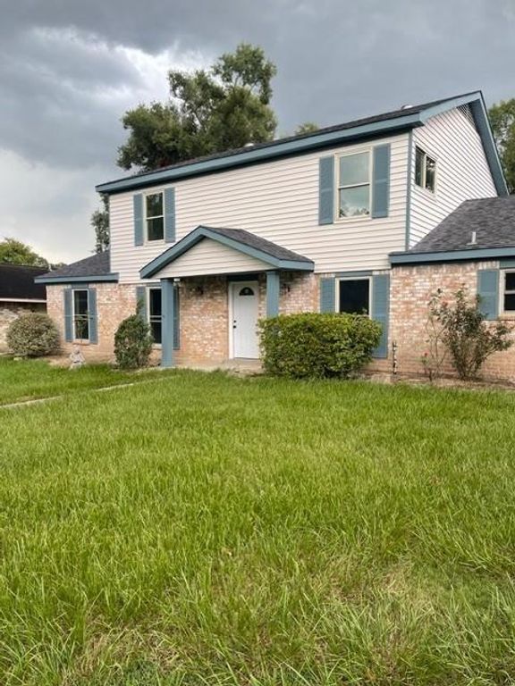 17078 Gleneagle Drive S, Conroe, TX 77385