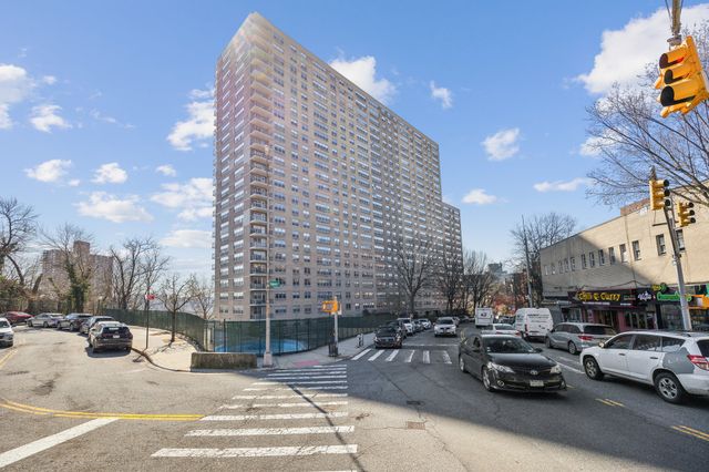 555 Kappock St Apt 16A, New York City, NY 10463