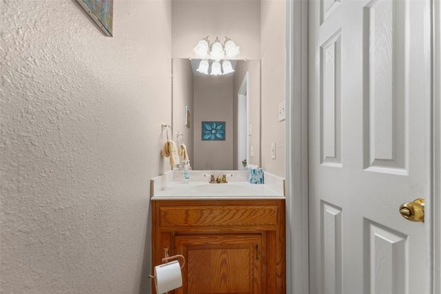 301 N Elm, Quinlan, TX 75474