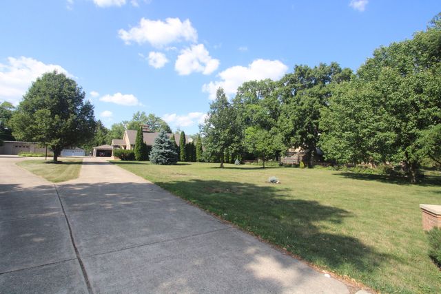 1005 Black Road, Joliet, IL 60435