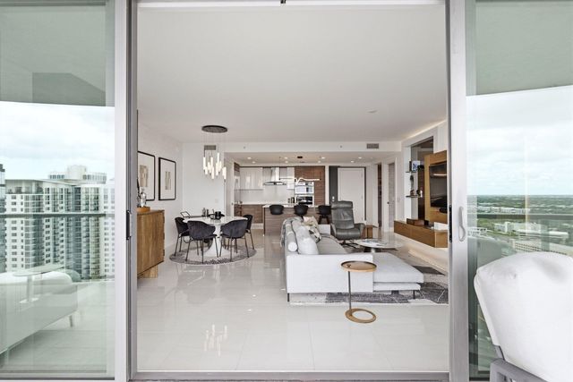 100 E Las Olas Boulevard 2802, Fort Lauderdale, FL 33301