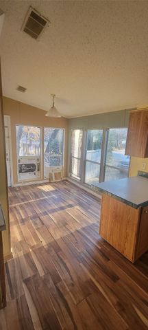 4987 Blue Water Circle, Granbury, TX 76049