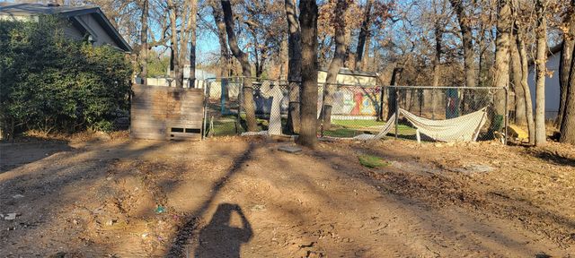 4987 Blue Water Circle, Granbury, TX 76049