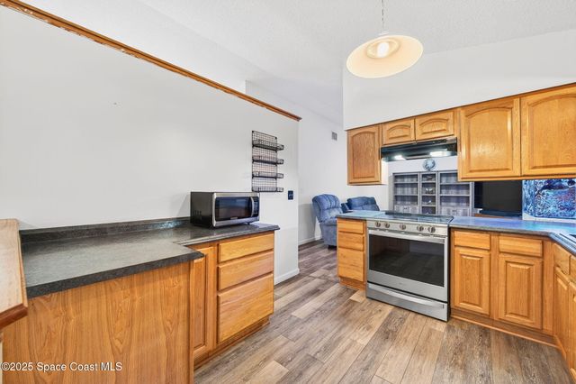 2261 Kent Street NE, Palm Bay, FL 32907