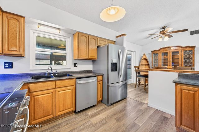 2261 Kent Street NE, Palm Bay, FL 32907