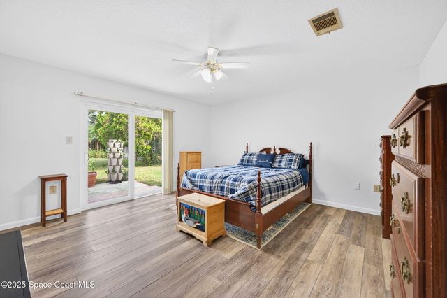 2261 Kent Street NE, Palm Bay, FL 32907