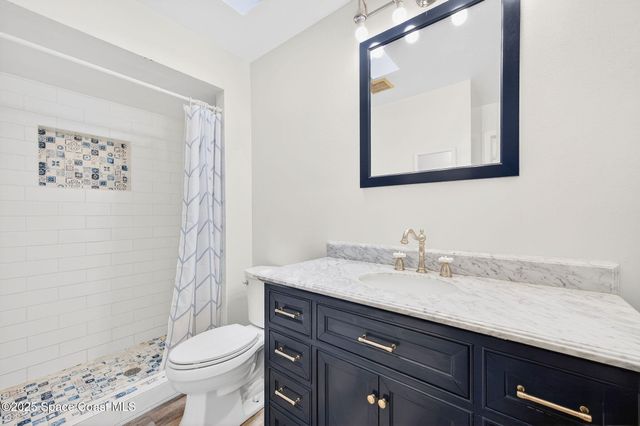 2261 Kent Street NE, Palm Bay, FL 32907