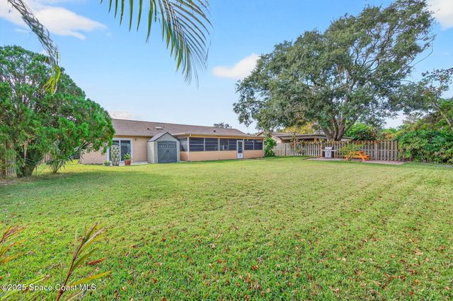 2261 Kent Street NE, Palm Bay, FL 32907