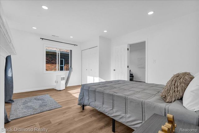 17187 Northlawn Street, Detroit, MI 48221