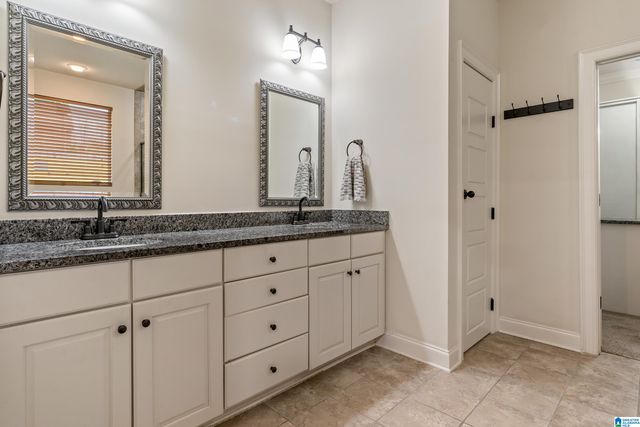 6417 DEERFOOT CROSSING DRIVE, Trussville, AL 35173