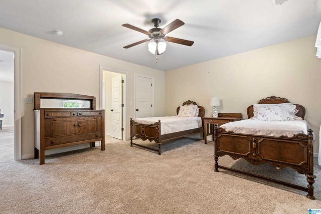 6417 DEERFOOT CROSSING DRIVE, Trussville, AL 35173