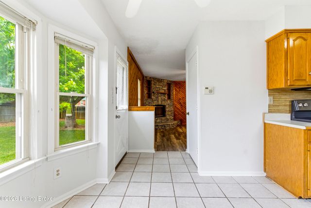 125 Bluegrass Way, Mt Washington, KY 40047