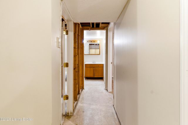 125 Bluegrass Way, Mt Washington, KY 40047