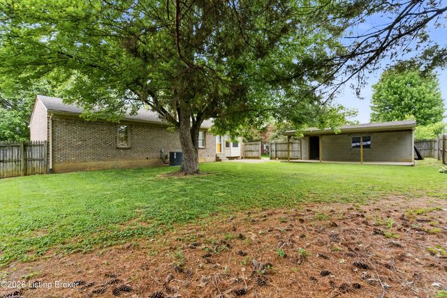 125 Bluegrass Way, Mt Washington, KY 40047