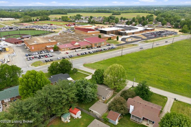 125 Bluegrass Way, Mt Washington, KY 40047