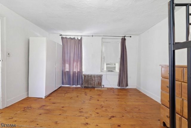 138 Bartley Rd, Washington Twp., NJ 07853