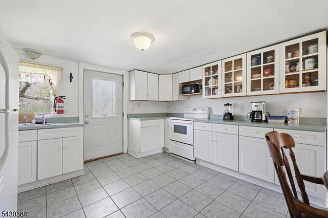 138 Bartley Rd, Washington Twp., NJ 07853