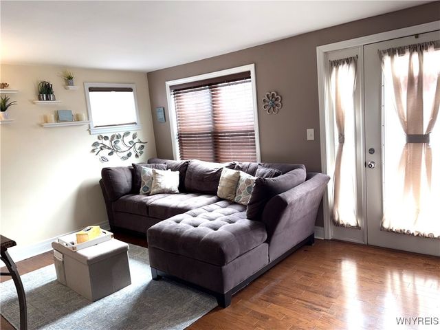 20 Martinvale Road, Cheektowaga, NY 14225