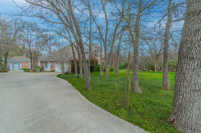 1221 Piping Rock Street, Denton, TX 76205