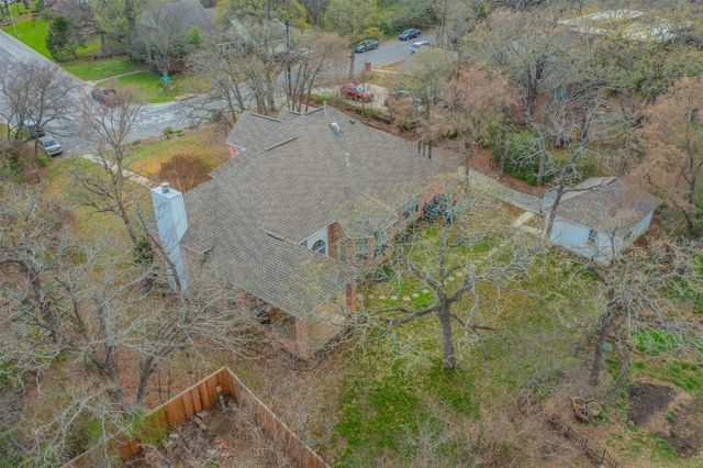 1221 Piping Rock Street, Denton, TX 76205