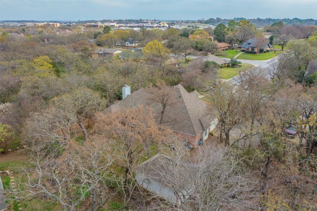 1221 Piping Rock Street, Denton, TX 76205