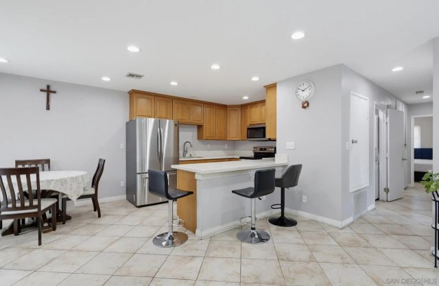 8035 Calle Fanita, Santee, CA 92071