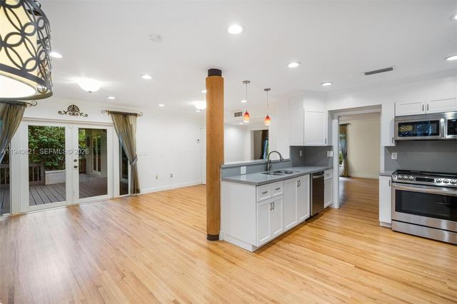 648 Sevilla Ave 0, Coral Gables, FL 33134