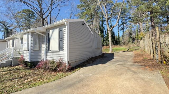 4262 Lindsey Drive, Decatur, GA 30035