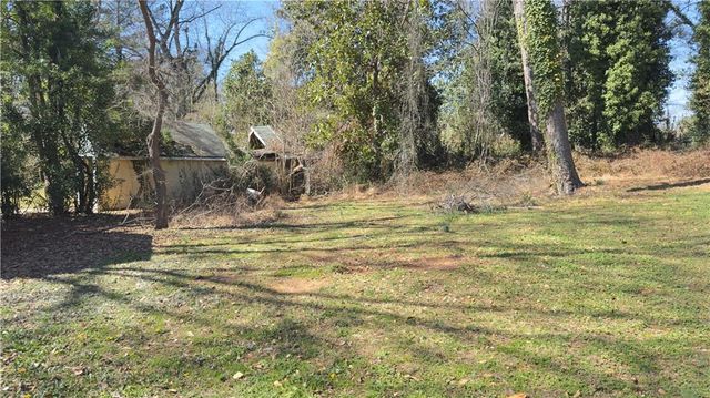 4262 Lindsey Drive, Decatur, GA 30035