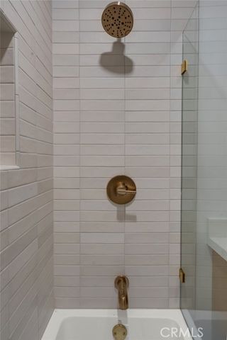 3682 Buckingham, Los Angeles, CA 90016