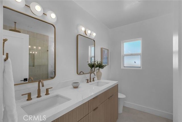 3682 Buckingham, Los Angeles, CA 90016