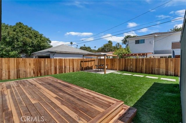 3682 Buckingham, Los Angeles, CA 90016