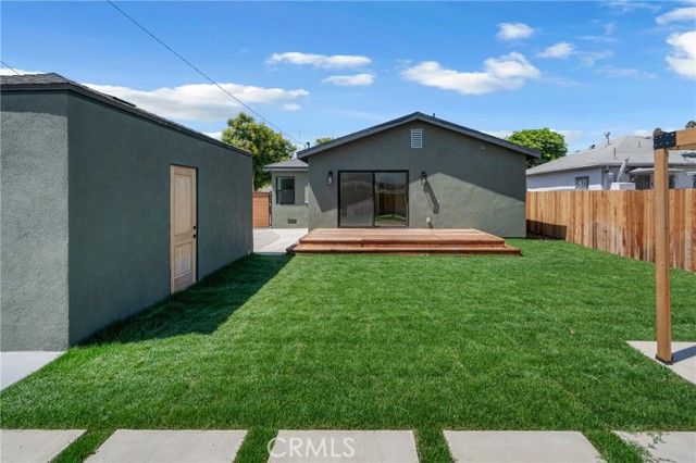 3682 Buckingham, Los Angeles, CA 90016