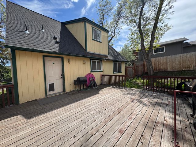 649 Front Street, Klamath Falls, OR 97601