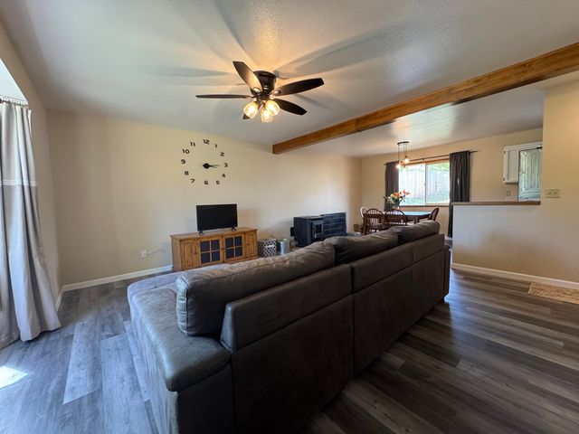 649 Front Street, Klamath Falls, OR 97601