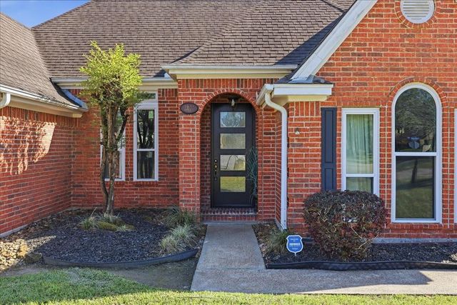 2807 Bear Trails, Orange, TX 77632