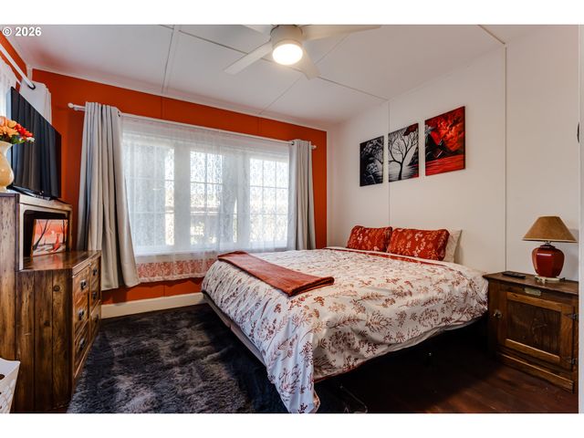 59 ADAMS St, Eugene, OR 97402