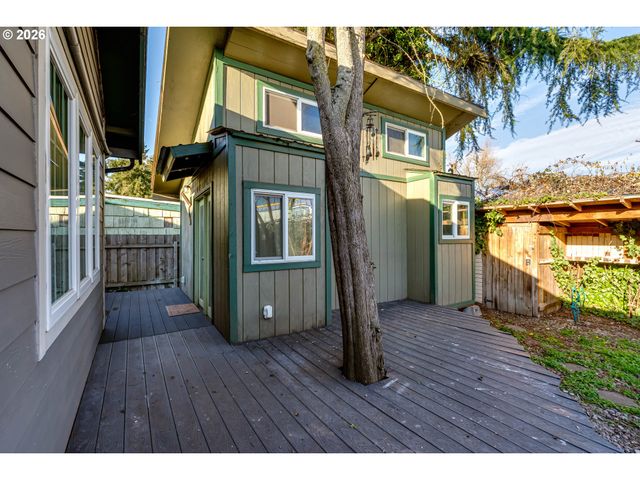59 ADAMS St, Eugene, OR 97402