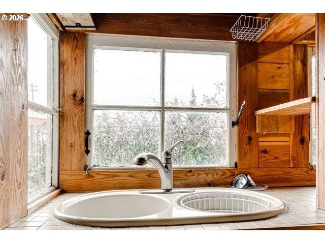 59 ADAMS St, Eugene, OR 97402