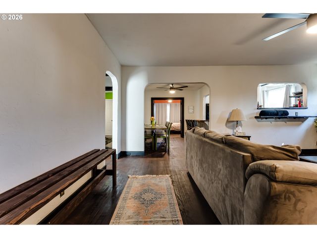 59 ADAMS St, Eugene, OR 97402