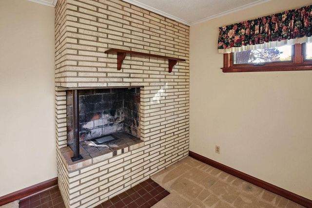 8015 Plymouth Avenue N, Golden Valley, MN 55427