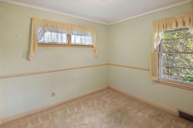 8015 Plymouth Avenue N, Golden Valley, MN 55427