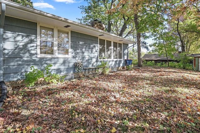 8015 Plymouth Avenue N, Golden Valley, MN 55427