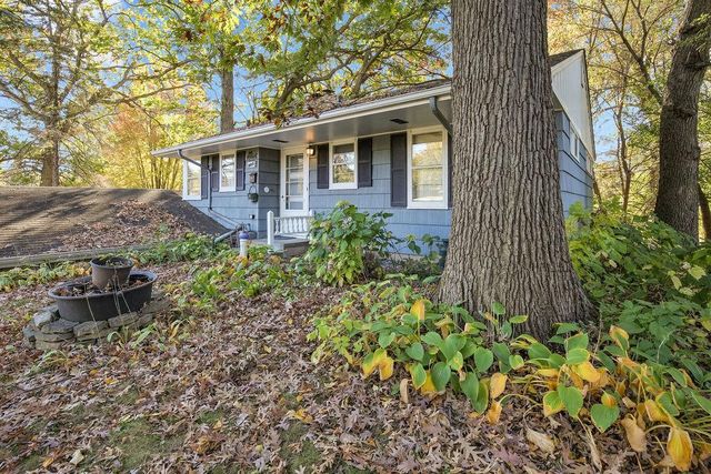 8015 Plymouth Avenue N, Golden Valley, MN 55427