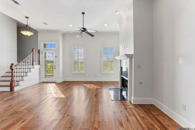 3291 St Ann Dr, Zachary, LA 70791